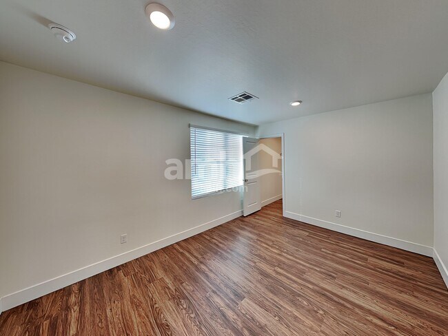 Building Photo - 21469 S 231st Way