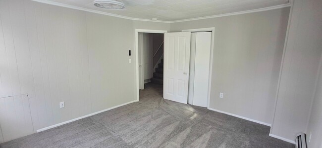 Building Photo - Remodeled 4 Bedroom in Hershey!