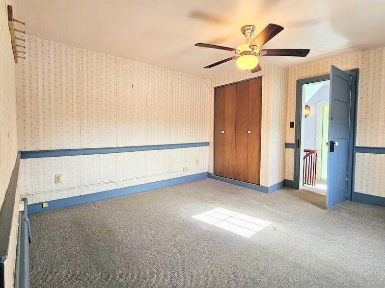 Building Photo - 453 Fruitville Pike