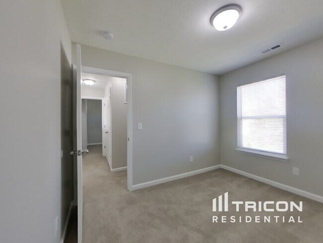 Building Photo - 2512 Calabash Dr