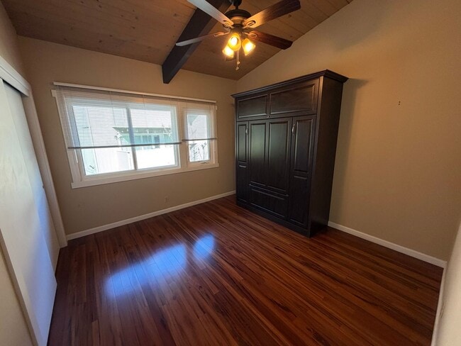 Building Photo - 2 Bed 1 Bath Condo W/ Garage In Orinda