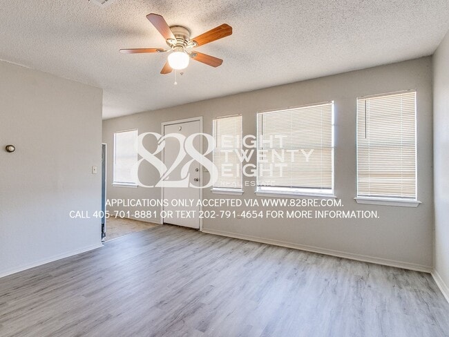 Building Photo - 1/2 OFF 1st MONTH'S RENT MOVE IN SPECIAL! AVAILABLE NOW! 2 BD/1 BATH RENTAL IN NOBLE!