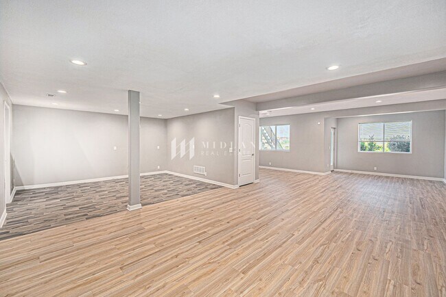 Building Photo - Millard Ranch