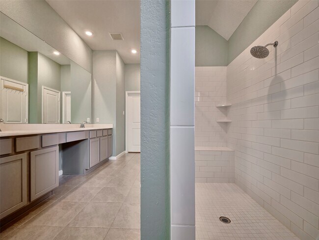 Building Photo - 23534 Terreti Brk Dr