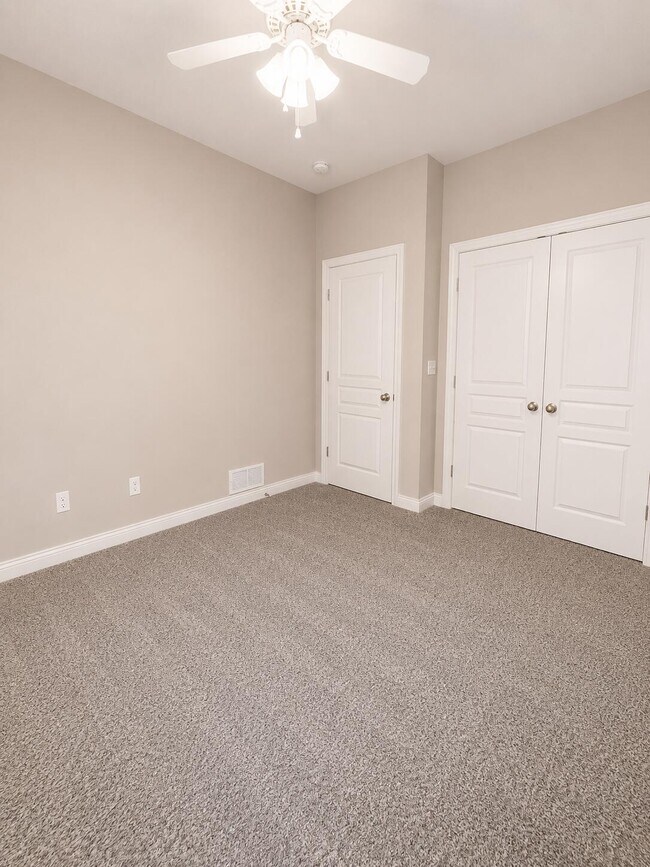 Building Photo - 7420 Arratt Ct