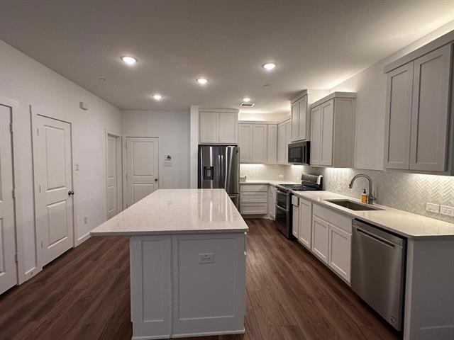 Building Photo - 619 Arapaho Dr