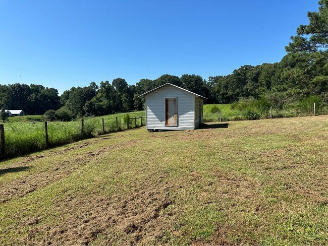 Building Photo - 6354 Meadowbranch Rd