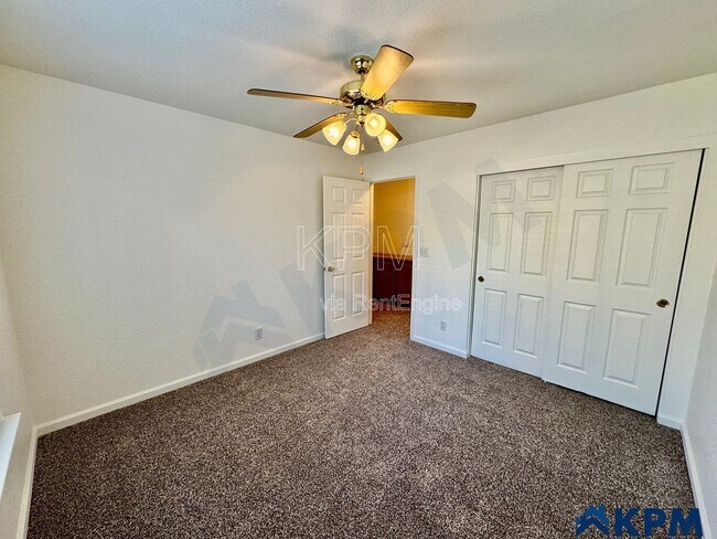 Building Photo - 18515 Monte Vista Dr