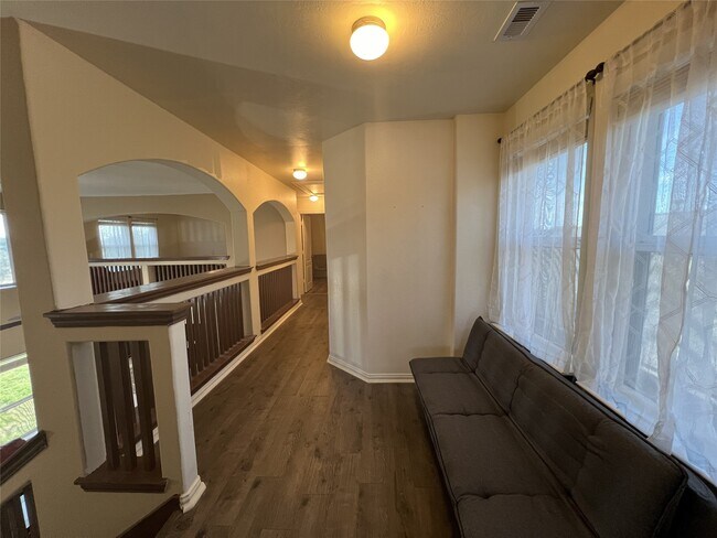 Building Photo - 2403 Summers Glen Ct