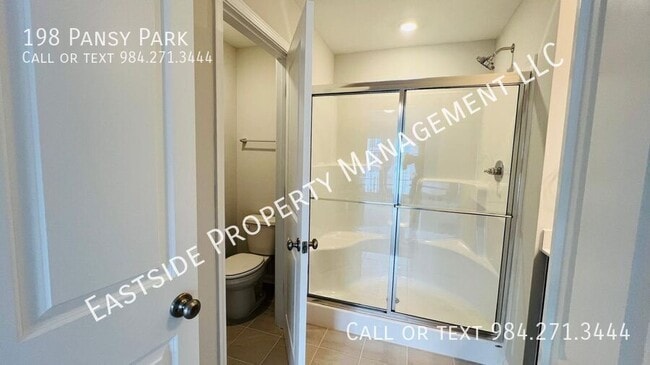 Building Photo - 198 Pansy Pk