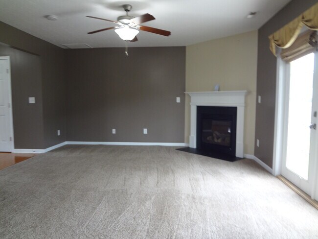 Building Photo - 101 Dorsett Ct