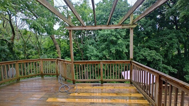 Building Photo - Ephrata Townhome 3 bed 1.5 bath