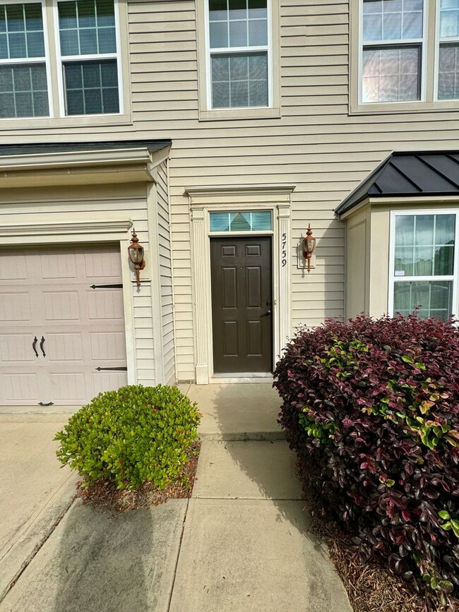 Building Photo - 3BR/2BA TOWNHOUSE IN BEREWICK - AVAILABLE ...