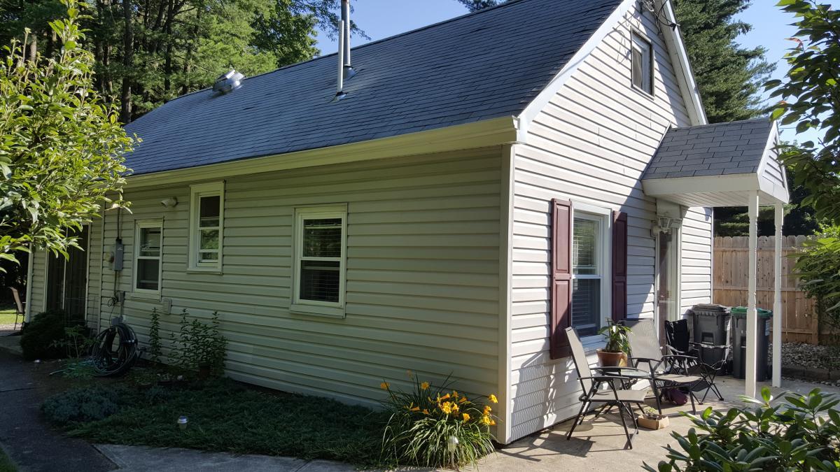 Building Photo - 91 Waterman Ave