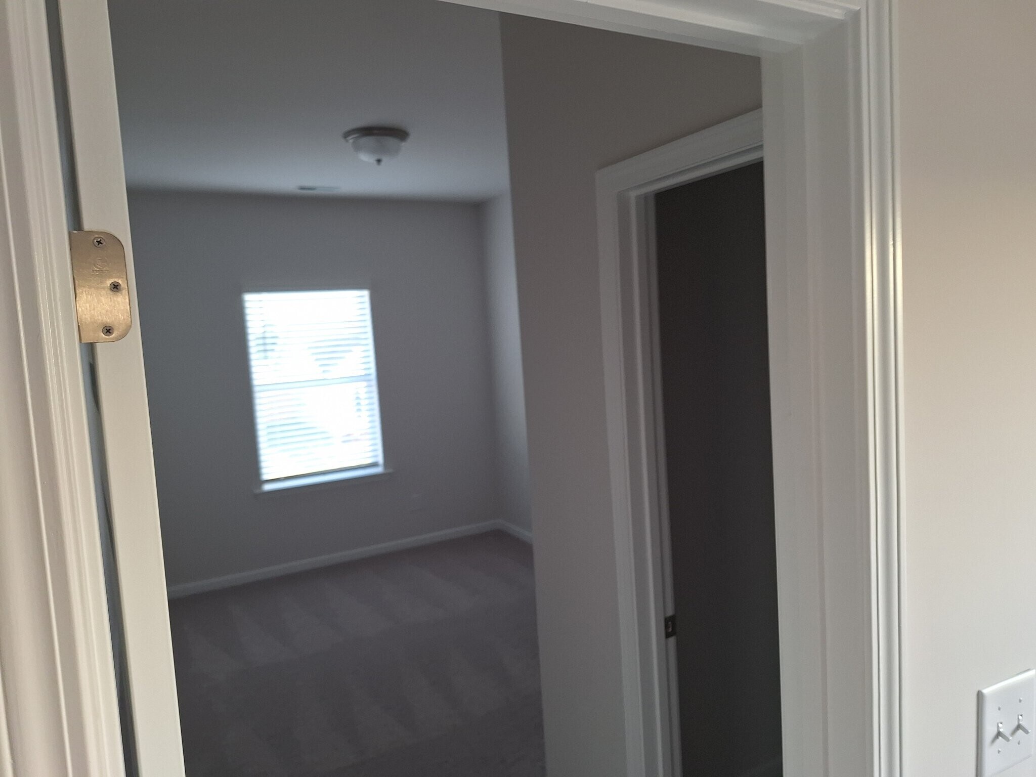 Building Photo - 25743 Finchley Dr