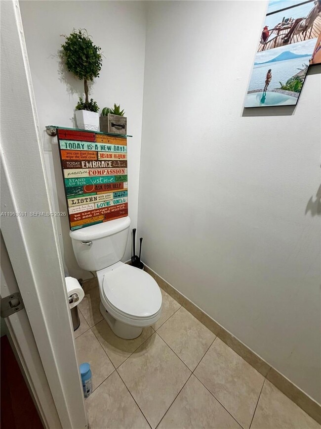 Building Photo - 90 SW 3rd St