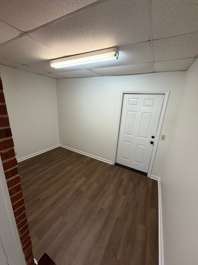 Building Photo - 106 Corley St