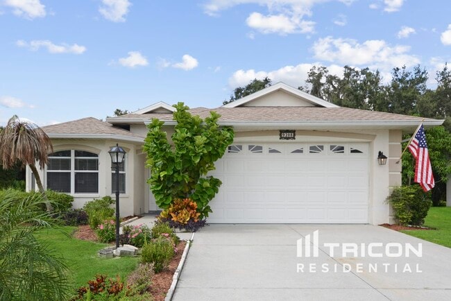 Building Photo - 9208 64th Ct E