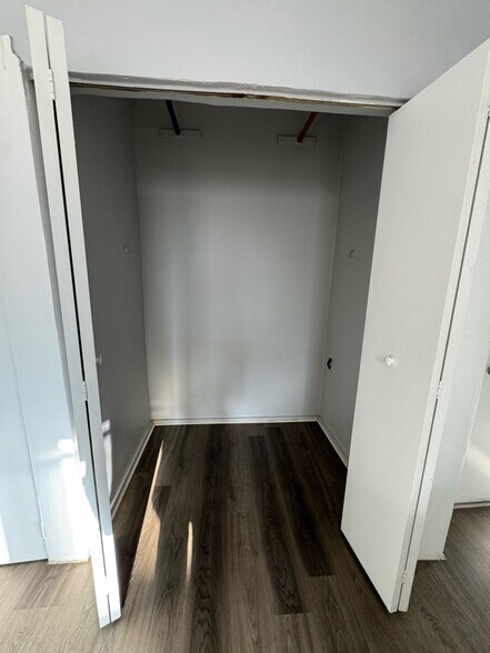 Building Photo - 21 Underwood St