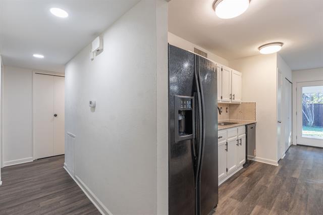 Building Photo - 538 Hawthorne Dr