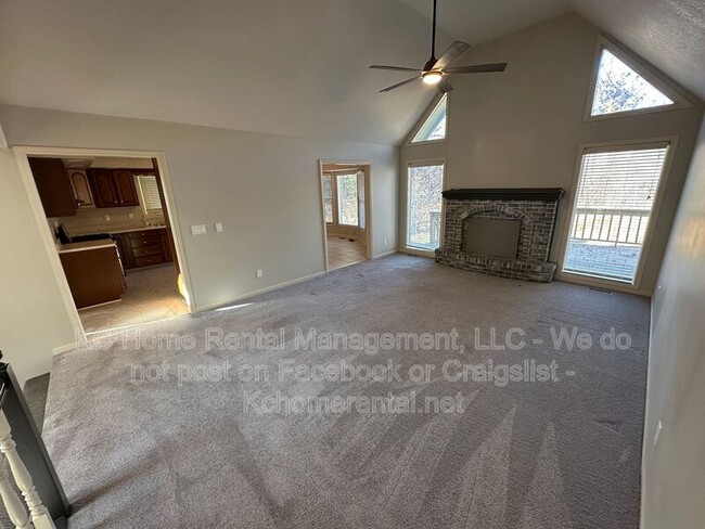 Building Photo - 9802 NW 72nd Terrace