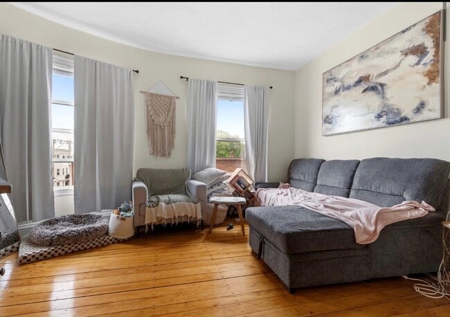 Building Photo - 861 Dorchester Ave
