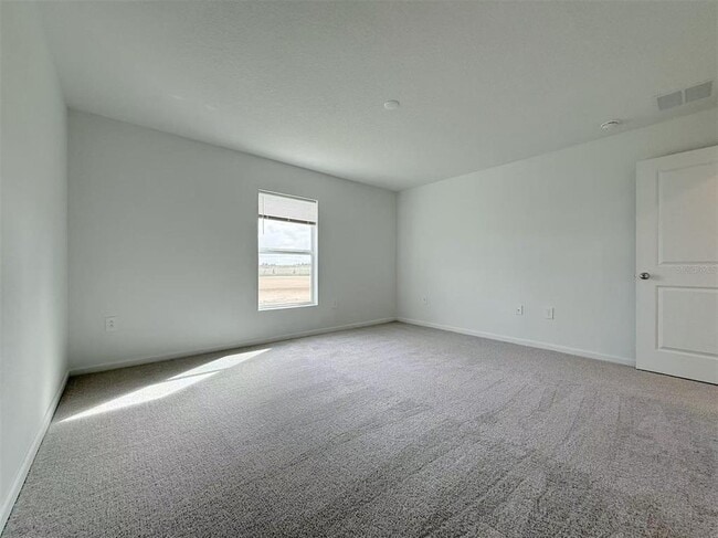 Building Photo - 2358 McKinley Dr