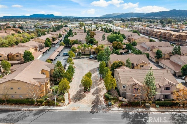 Building Photo - 41410 Juniper St