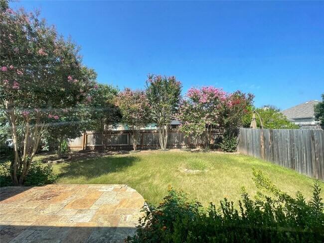 Building Photo - 2605 Tumbling River Dr
