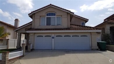 Building Photo - 424 Dylan Dr