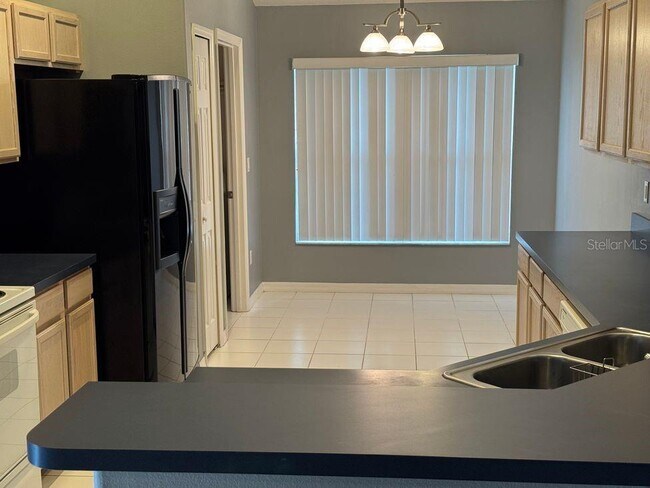 Building Photo - 836 Cassia Dr