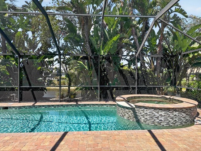 Building Photo - Autumn Woods annual rental in North Naples!