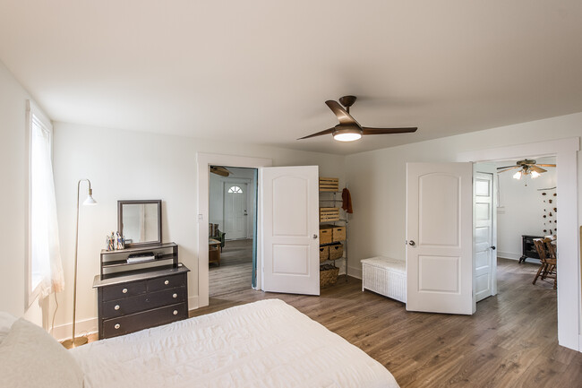 Master Bedroom - 208 22nd St