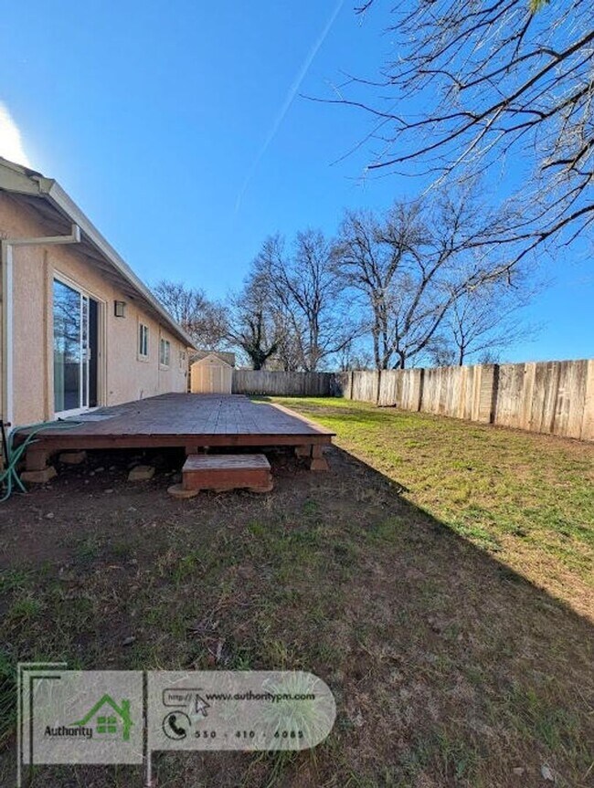 Building Photo - 3030 Dove St