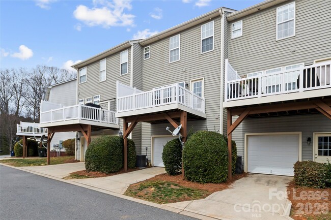 Building Photo - 19030 Natalie Michelle Ln