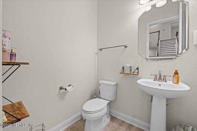 Building Photo - 2904 Marmaris Dr