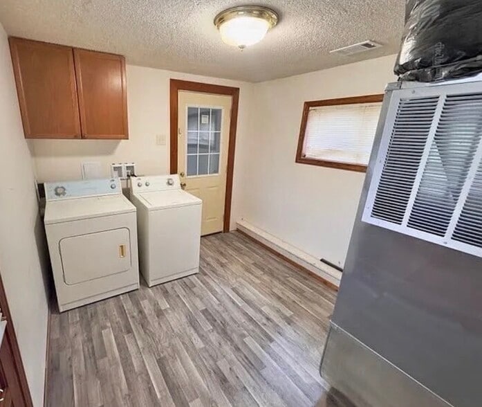 Building Photo - 1120 Bomar Ln