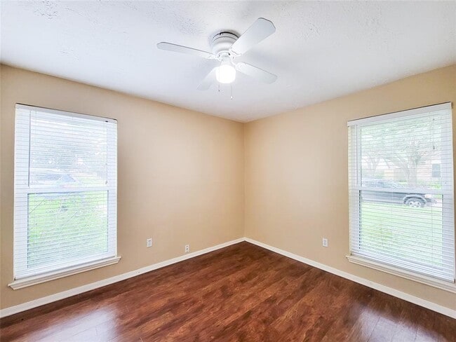 Building Photo - 21303 Park Holly Ct