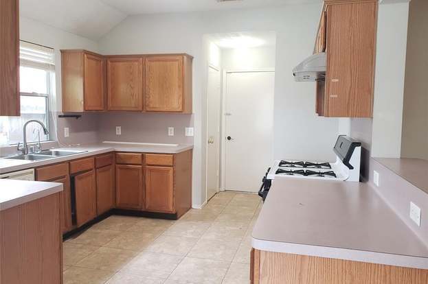 Building Photo - 4219 Custer Creek Dr