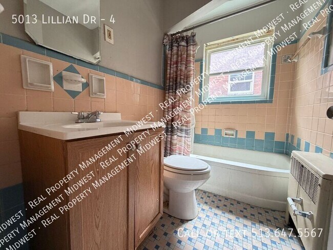 Building Photo - 5013 Lillian Dr