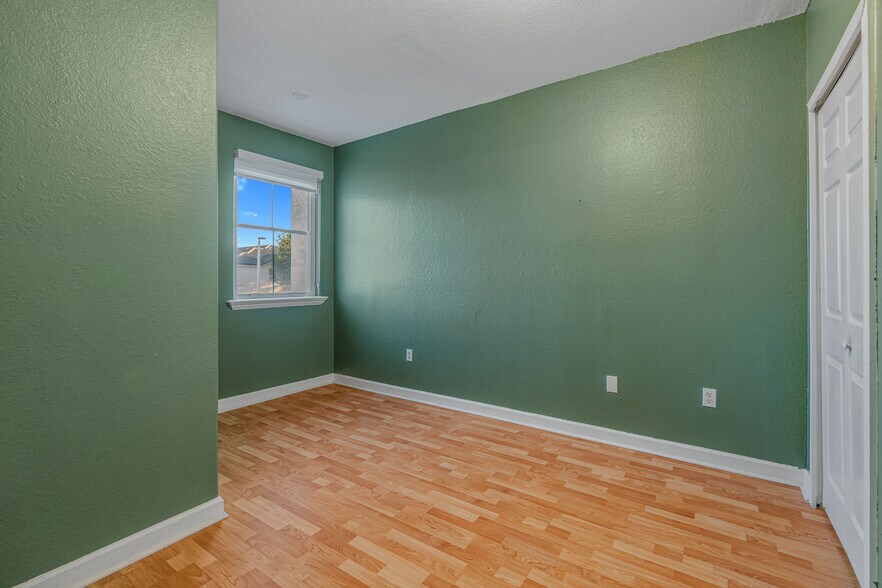 Building Photo - 5460 NW 107th Ave