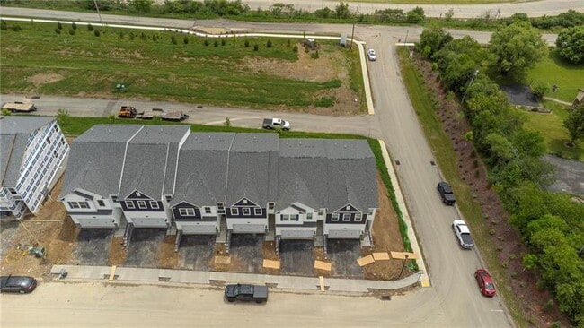 Building Photo - 130 Scotland Ln