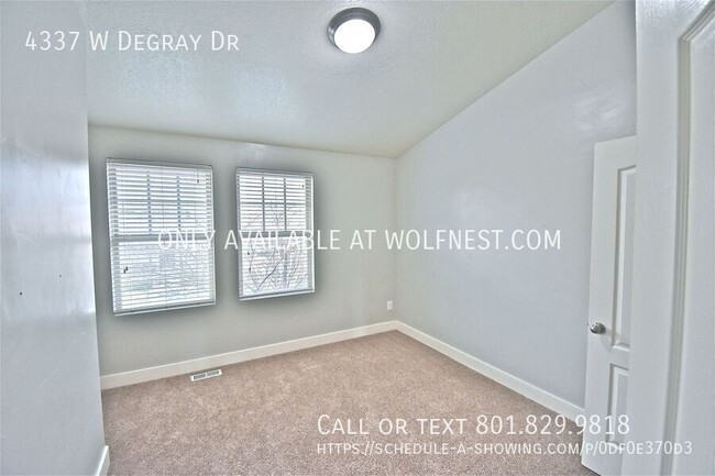 Building Photo - 4337 Degray Dr