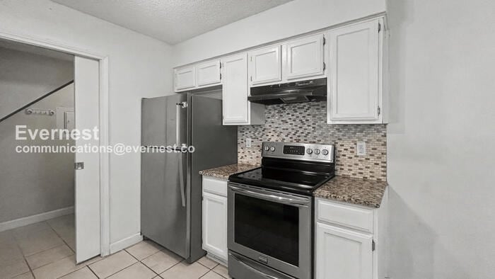 Building Photo - 900 Taulbee Ln