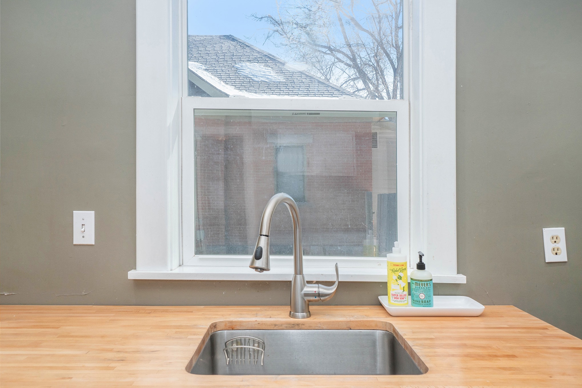 Building Photo - 515 West Mulberry Street