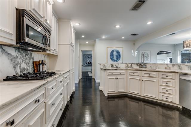 Building Photo - 3778 Shorecrest Dr