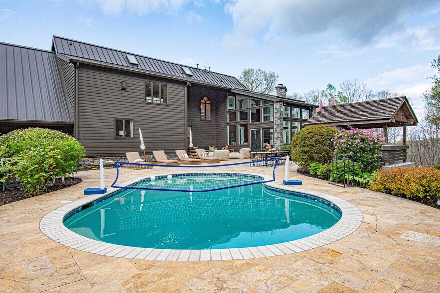 Building Photo - 22 Vineyard Hill Dr