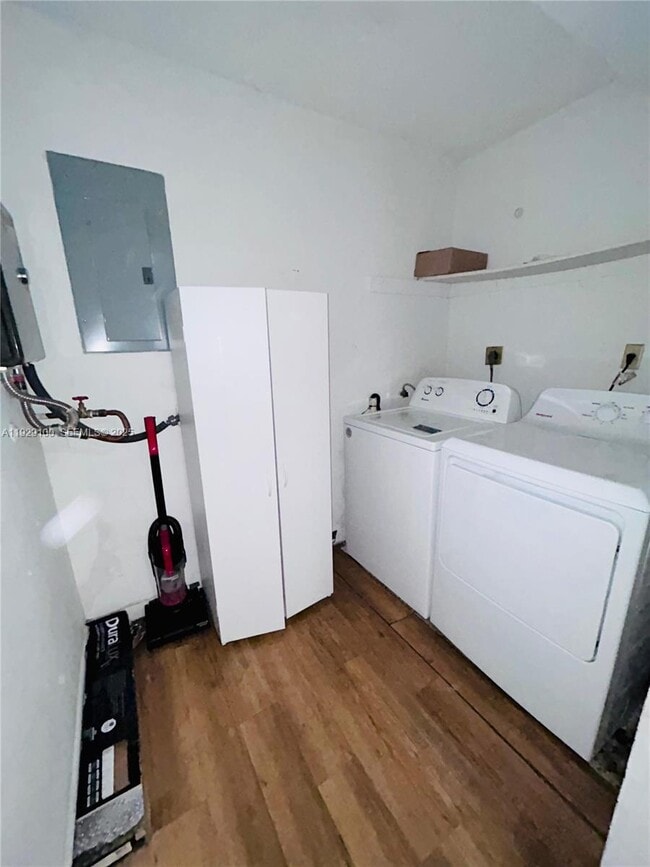 Building Photo - 800 NW 29th Terrace