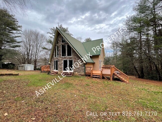 Primary Photo - 1835 Granite St