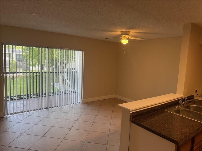 Building Photo - 4519 Treehouse Ln